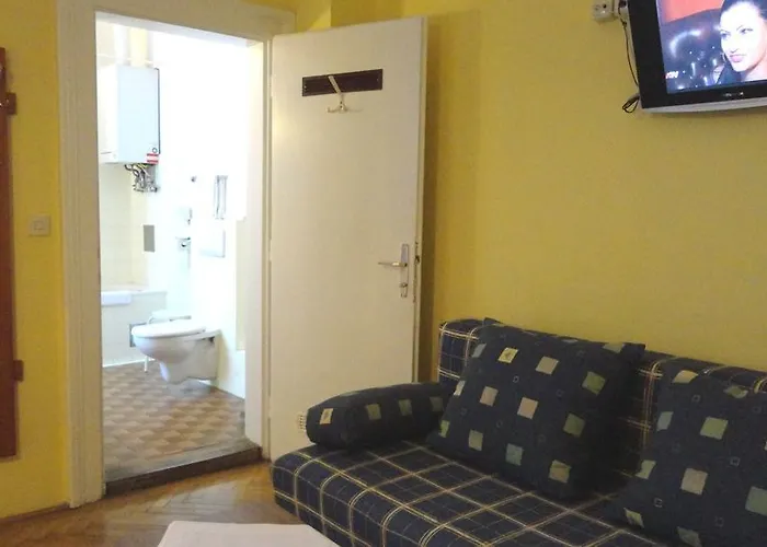 Lehrerhaus Hotel 2*