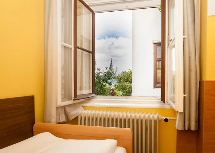 Lehrerhaus 2* Wien