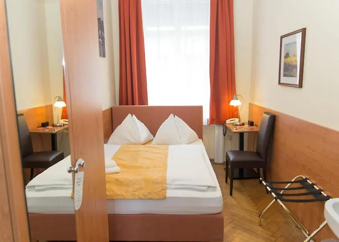 Hotel Lehrerhaus 2*